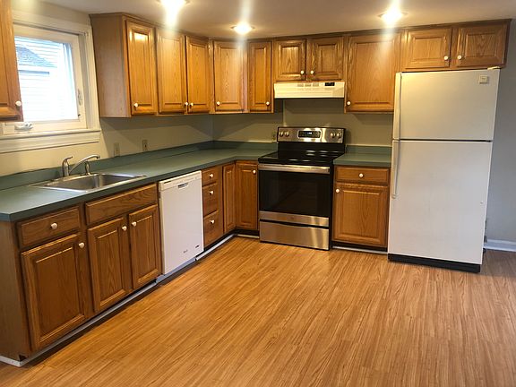 2nd image of 199 Nashua St