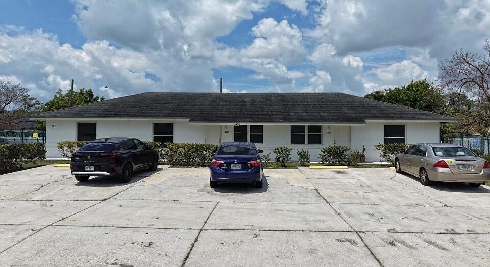 1st image of 131 Avocado Avenue