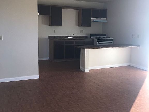 4th image of 18462 Montezuma St APT 8