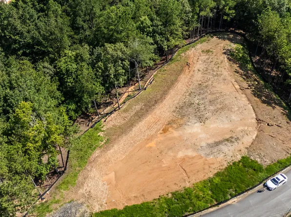 389 Timothy Dr, Dallas, GA 30132