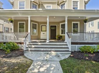 25 King St, Morristown, NJ 07960