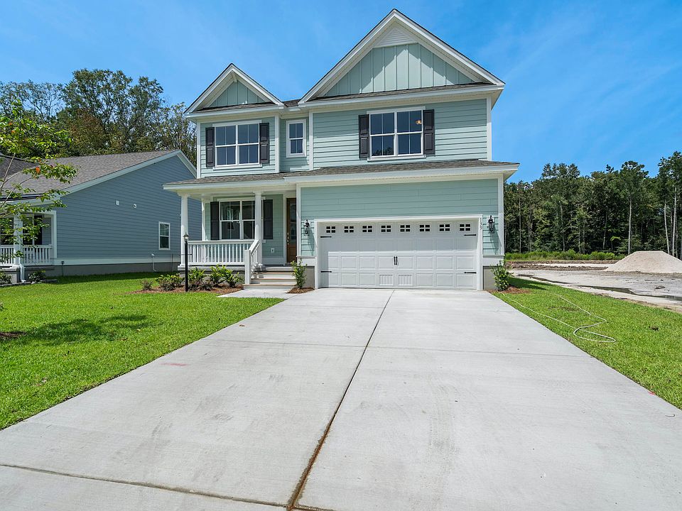 1st image of 8 Windward Dr