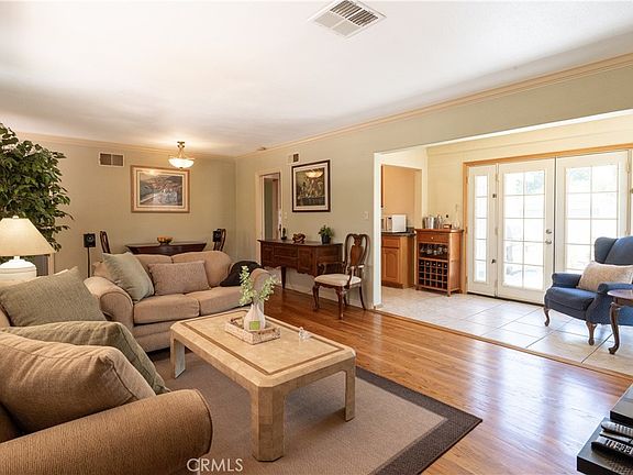 5th image of 8101 Delco Ave