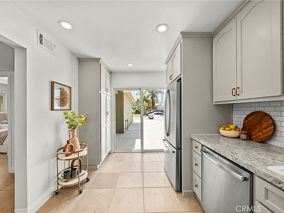 3rd image of 13417 Safari Dr