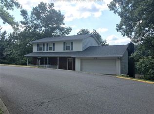 807 Echo Rd, South Charleston, WV 25303