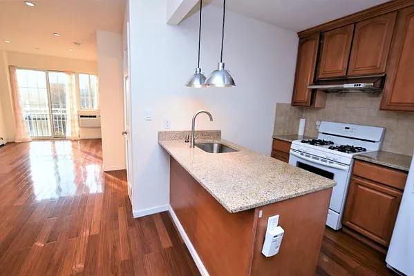 Rented by Merit Group & Associates | media 3