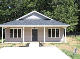 24 Knight St, Williamston, SC 29697