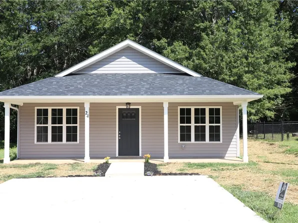 24 Knight St, Williamston, SC 29697