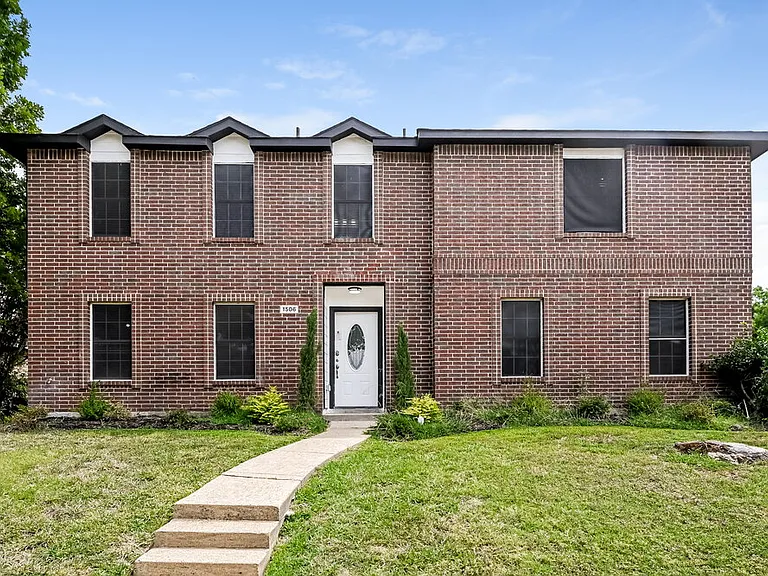 1506 Rancho Dr — Photo 1