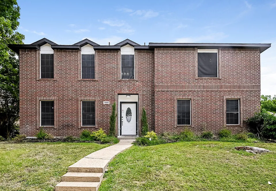 1506 Rancho Dr