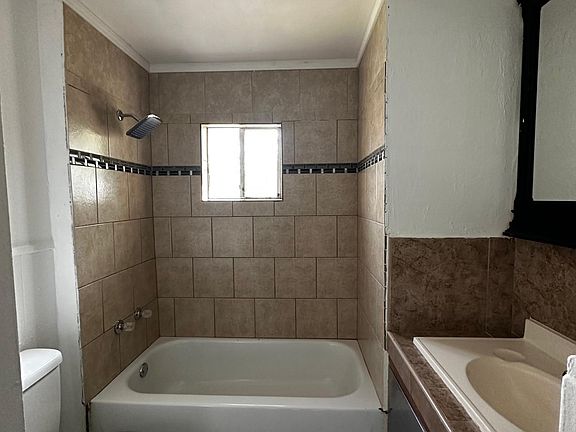 5th image of 501 N 16th St