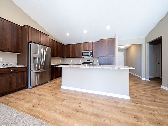3rd image of 4660 Zinc Dr