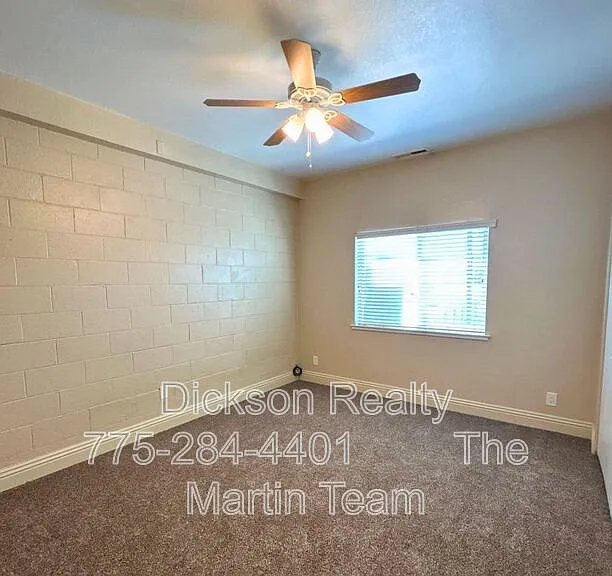 480 Sunshine Ln — Photo 9