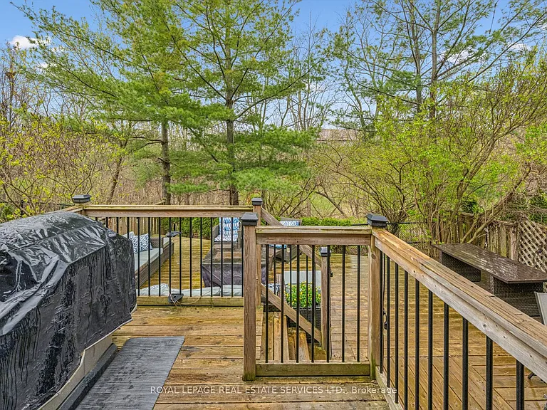 2485 Wooden Hill Cir — Photo 34