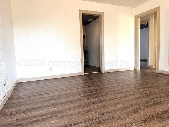 2nd image of 2912 Ridgemere Blvd