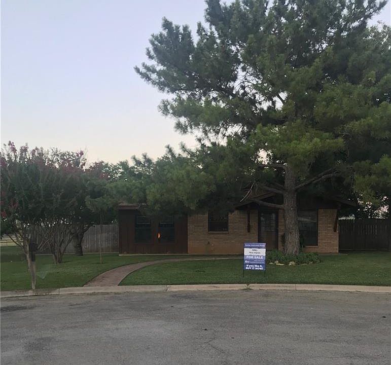 1st image of 4 Cindy Ct