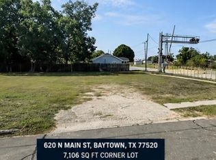 620 N Main St, Baytown, TX 77520