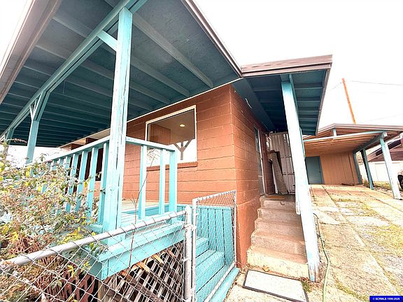 3rd image of 2301 N Juniper Ave