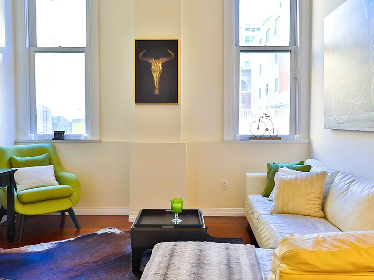 901 S Broadway — Photo 34
