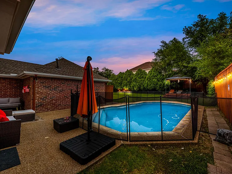 17258 Stedman Dr — Photo 34