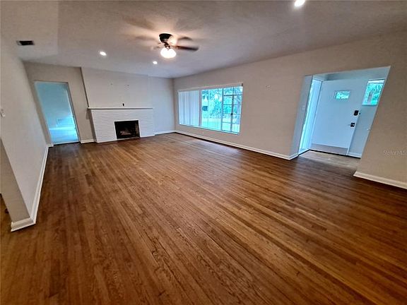 2nd image of 1701 Eagles Nest Dr