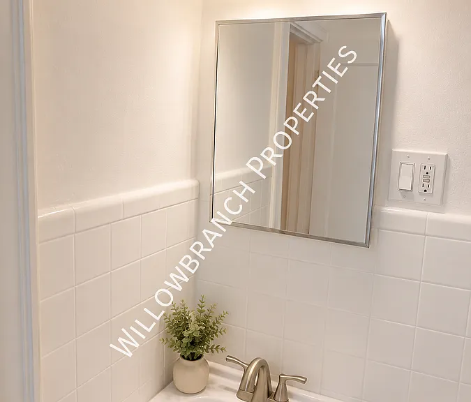 2335 Riverside Ave #1 — Photo 8