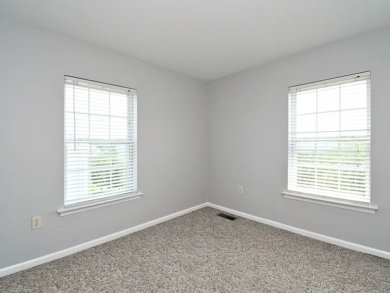 1028 Balley Dr — Photo 31