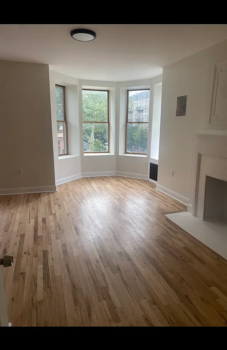 24 Revere Place — Photo 2
