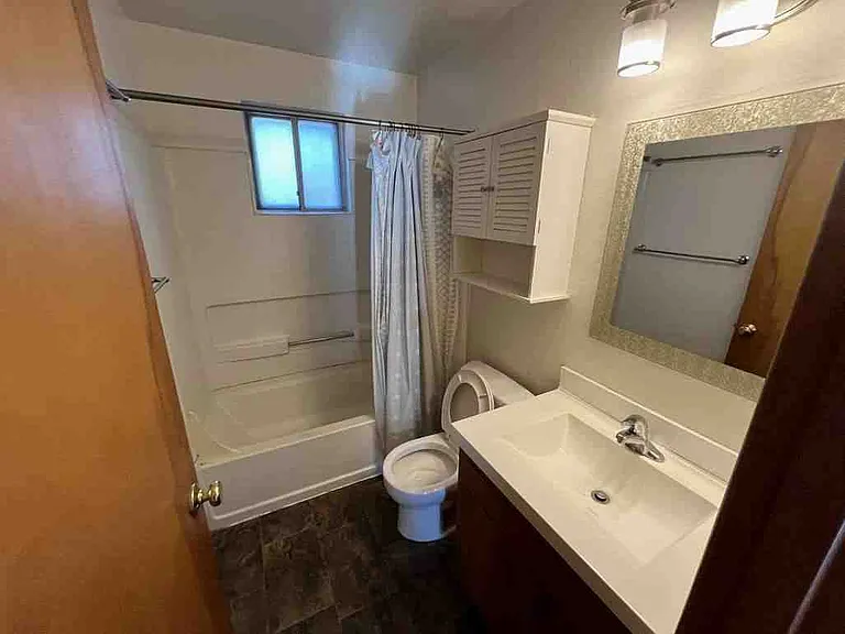 1910 NE Stapleton Rd #1 — Photo 6