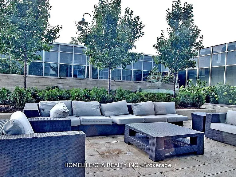 120 Harrison Garden Blvd #428 — Photo 30