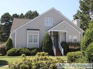 8416 Wycombe Ln, Raleigh, NC 27615