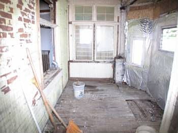 2nd image of 5802 Warrington Ave