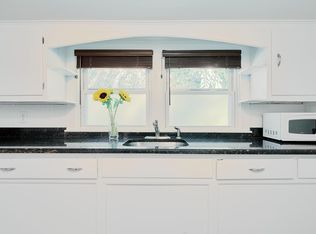 36 Corne St #2, Newport, RI 02840