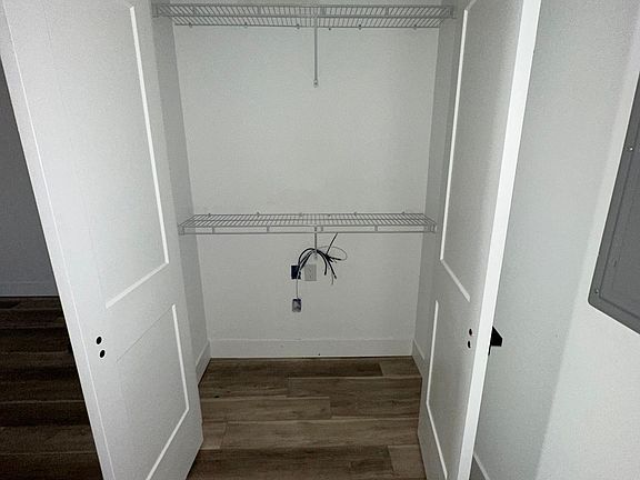 5th image of 2700 E Auburn St #302