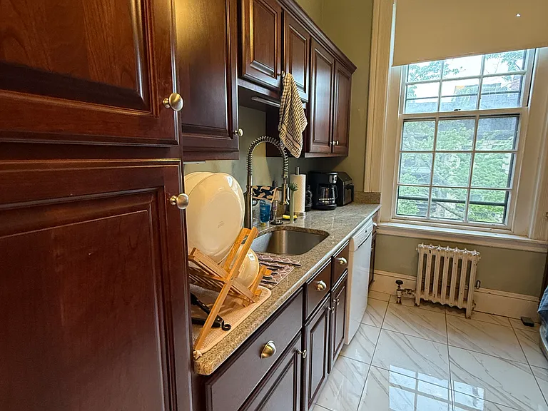 236 Marlborough St #4 — Photo 15