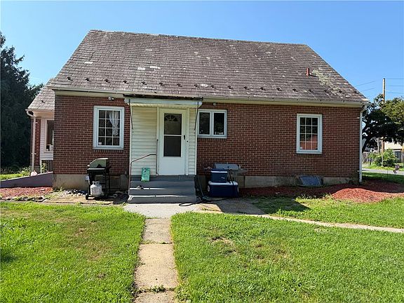 3rd image of 4023-4053 Oakland Rd