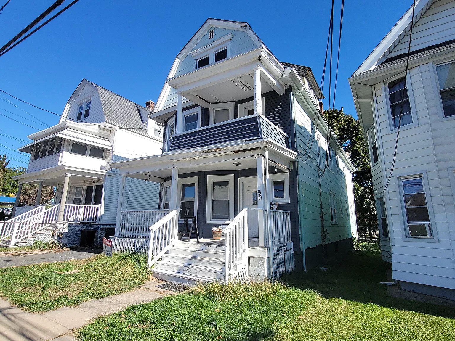 4 bed, 1200 sqft, $3,200 — Photo 1