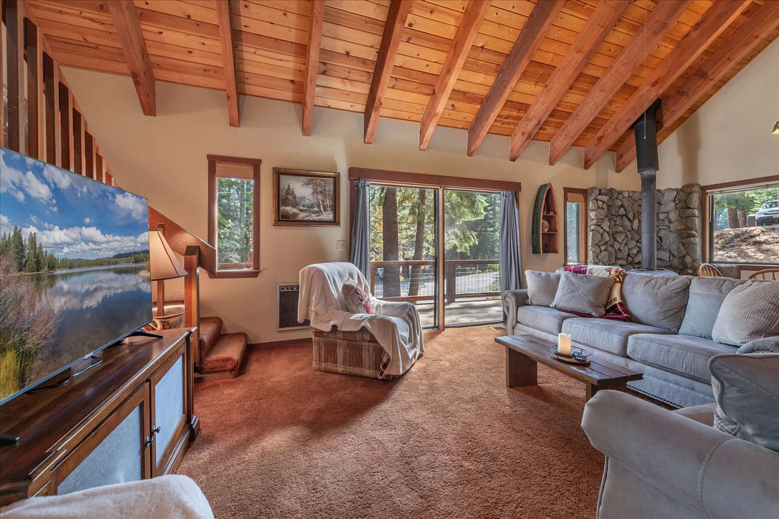 3 bed, 2.0 bath, $5,725 — Photo 4