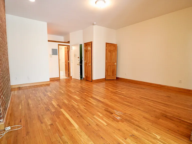 255 W 93rd St #4N — Photo 5