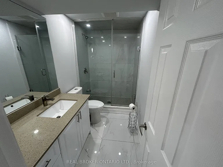 55 Bluffwood Cres #BASEMENT — Photo 9