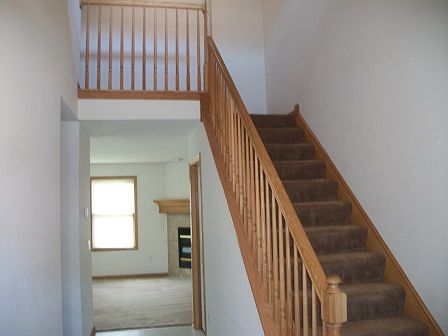3rd image of 927 Westland Dr