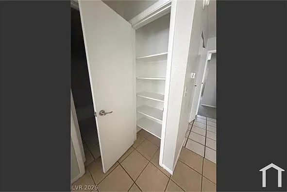 2 bed, $1,600 — Photo 4