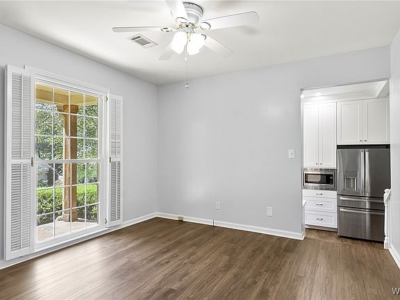 4th image of 2600 Berkley Hills Dr