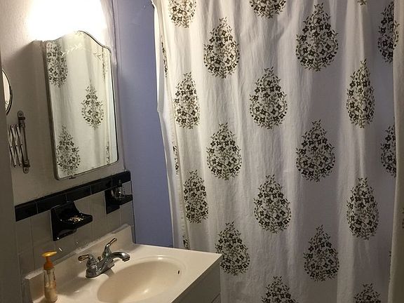 2nd image of 12325 82nd Ave APT 5J