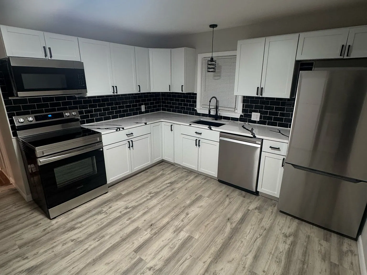 69 Garden St — Photo 1
