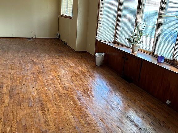 2nd image of 2738 Connecticut Ave