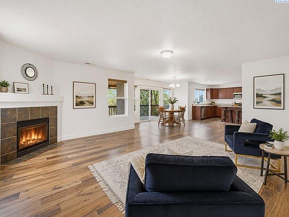 4th image of 5608 Pimlico Dr