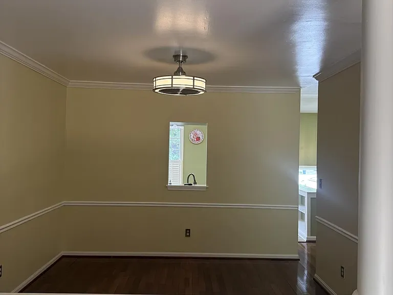 32 Alderman Ct — Photo 8