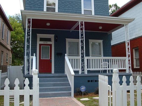 2nd image of 1231 N Market St