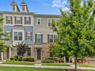 9620 Ainslie Downs St, Charlotte, NC 28273